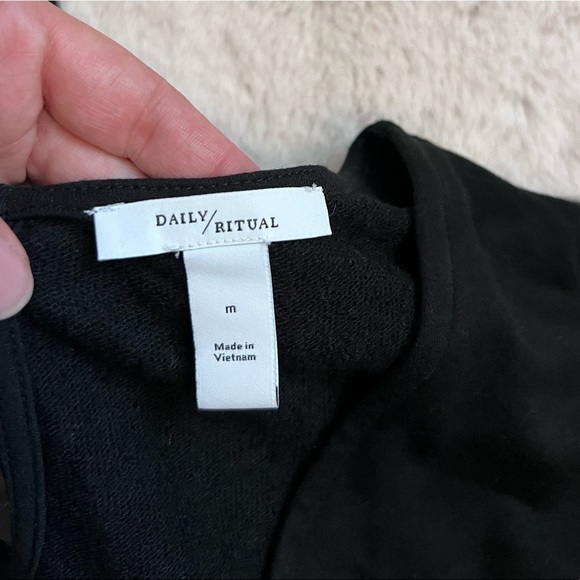 Amazon Daily Ritual Elbow Sleeve Wide Leg Black Jumpsuit Size Medium - Picture 5 of 10